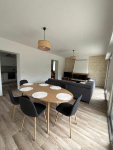Maisons de vacances Family Disney coconing a 10 minutes du Parc : Maison 5 Chambres