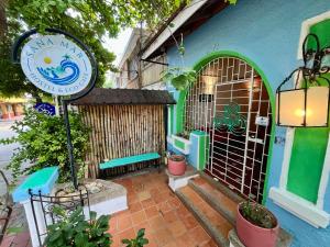 Sana Mar Hostel & Eco-Café