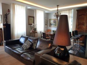 Lyon 4e Croix Rousse Maison complète Jardin