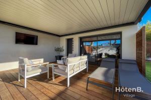 Maisons de vacances L-Olivier - Private Spa and Garden : photos des chambres