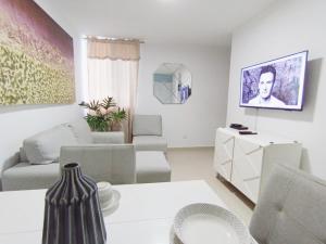 Apto 3 habit +2TV-Wifi, Netflix-Parqueadero gratis