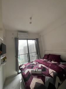 Stay n Cozy Apartemen Sky House BSD by SM ROOM