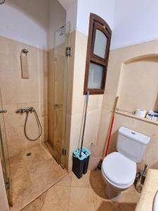 bedroom in west golf 1