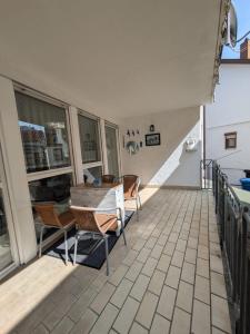 Große helle Wohnung nähe Audi und Lidl IT