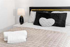 Harmony House 3 Bedroom New Build for Families, Contractors, Black Country Museum Sleeps 6