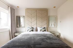 Luxury 3 Bed House Manchester Old Trafford