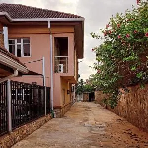 Cardinal Green Apartments - Asheshe