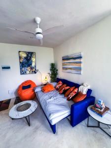 Kaleidoscopic Apartment