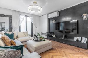 SM Apartment
