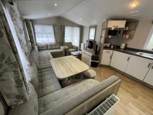 3 Bedroom Caravan MC37, Shanklin, Isle of Wight