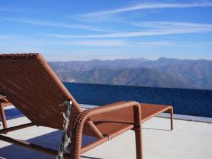 Astra Resort and Caffe