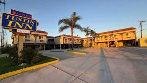 Orange Tustin Inn in Orange - ليك فوريست