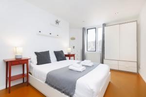 Beautiful 2 Bed 2 bath - Notting Hill