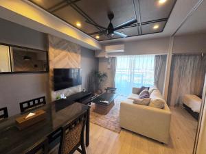 Branchera Naha Akebono Premist R69