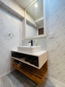 YFhouse池袋ikebukuro-Direct to Ginza, Tokyo Dome, and the Harry Potter Studio Tour Tokyo