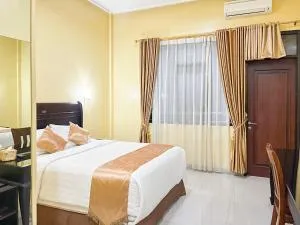 Kartika Hotel Syariah Pacitan Mitra RedDoorz - 巴芝丹