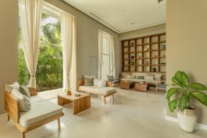 Oceanfront apartment