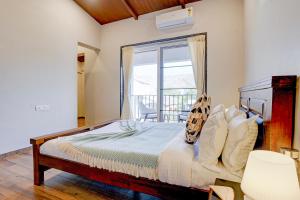 ELIVAAS Irene Jade 3 BHK with Pvt Pool & Balconies