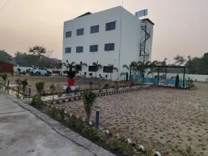 The Velvet Sky Hotel & Resort - Piprahwa