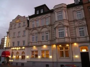 Hotel Krone - Gensingen
