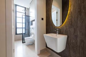 Amber Hospitality - BLVD