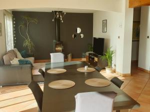Maisons de vacances Maison spacieuse face aux Pyrenees : photos des chambres