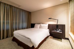 The Sky Hotel cheon an