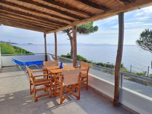 Beach House Kotrona