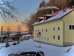 Ferienwohnung Huskyhausen - Pfaffetschlag