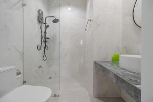 Sea eagle Triple house 7 bedrooms in Aonang