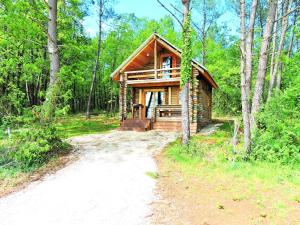 Sejours a la campagne Magnifique chalets en rondins avec SPA et Tipis en plaine Nature Environnement ressourcant au calme vue imprenable Lascaux SPA non disponible juillet et aout : photos des chambres