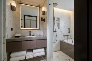 2 Single Beds Junior Suite