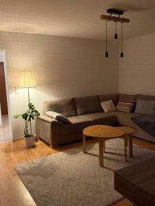 Voll ausgestattete, helle Ferienwohnung auf 80 qm