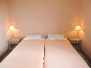 Villas Saint Palais sur Mer - MAISON PROCHE LAC - 5 min a pied du SUPERMARCHE : photos des chambres