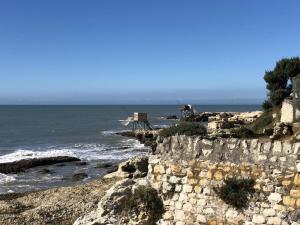 Villas Saint Palais sur Mer - MAISON PROCHE LAC - 5 min a pied du SUPERMARCHE : photos des chambres