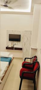 Hotel Rohit ,Agra cantt Railway station