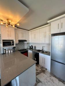 806 Ocean View Luxury Free Wi-Fi Aircon Parking