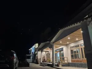 The Singyang Village Estate - 佩林