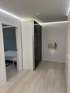 Modern and spacious apartment with a separate bedroom