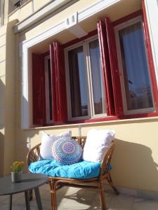 Σπίτι - Κάστρο πάνω από τη θάλασσα