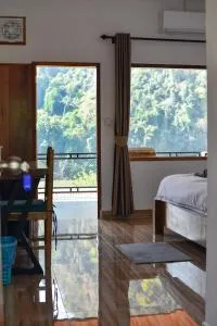 Amanda Boutique - Ban Omlouk