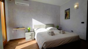 Grotta Delle Fate img7