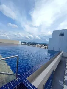 Kuching Podium Apartment Near Aeon Mall 3rd Mile - 古晋