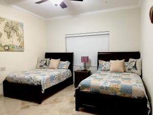 Cabo San Lucas Beachside Villa Medano Beach Mexico