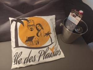 Ile des Plaisirs - Suite Intimiste Adultes avec Spa Prive