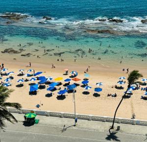 Belíssimo apartamento com uma vista mar espetacular na Barra - No circuito do Carnaval de Salvador - Em frente a praia