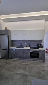 Barewakes Place 2 Modern Cycladic Apt and Seafront View South Paros