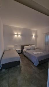 Barewakes Place 2 Modern Cycladic Apt and Seafront View South Paros