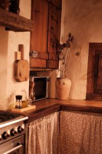 La Casa Amarilla