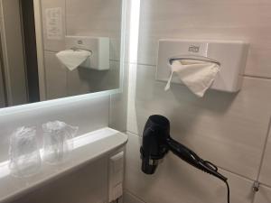 Single Room With Balcony And Residential Area View room in Altes Winzerhaus